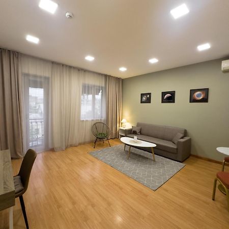 Rest Apartments By Nava Hotel Єреван Екстер'єр фото